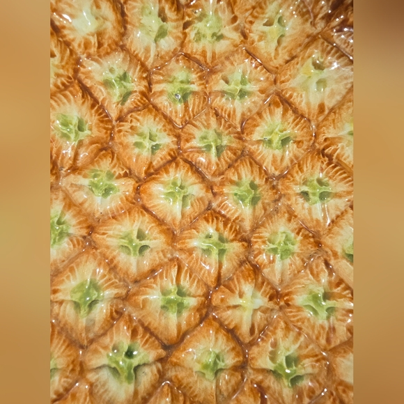 Pineapple Ceramic Bowl - Picture 4 of 4